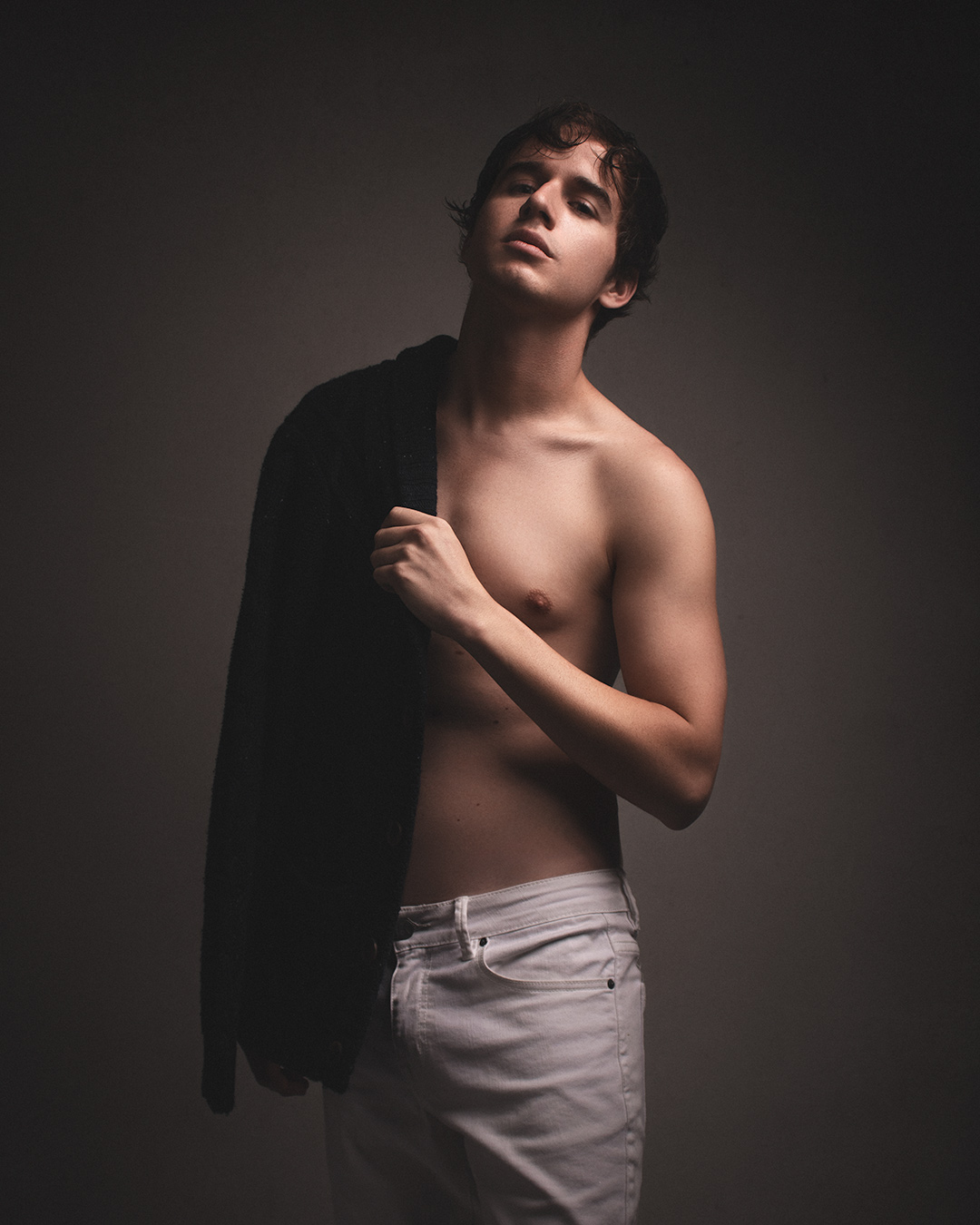 Intimate Profile: Tomas